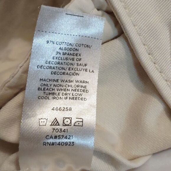 The‎ Loft Women"s size 4 cream crop pants floral embroidery cuffed leg - Picture 7 of 9